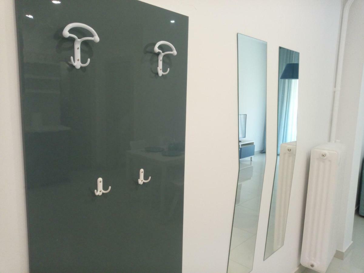New Apartment Near Metro Larissis In The Centre Of 아테네 외부 사진