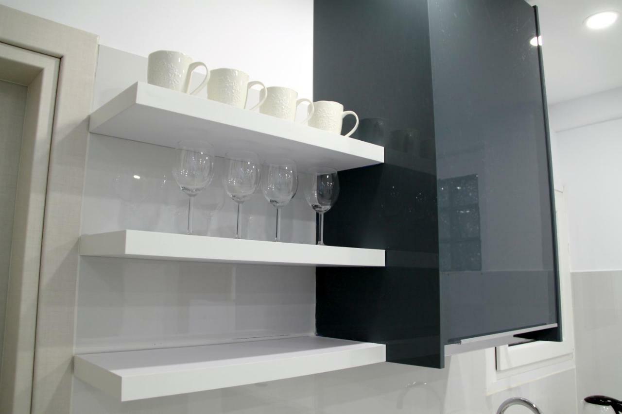 New Apartment Near Metro Larissis In The Centre Of 아테네 외부 사진