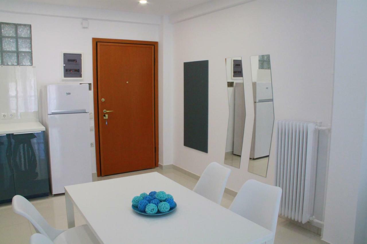 New Apartment Near Metro Larissis In The Centre Of 아테네 외부 사진